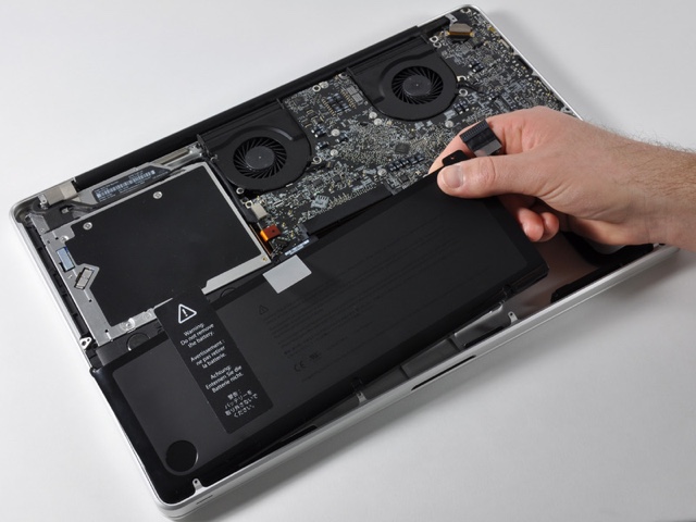 How to Your Macbook Needs a Battery Replacement - iOS