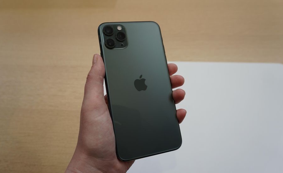Midnight iPhone 11 Pro Max (1)