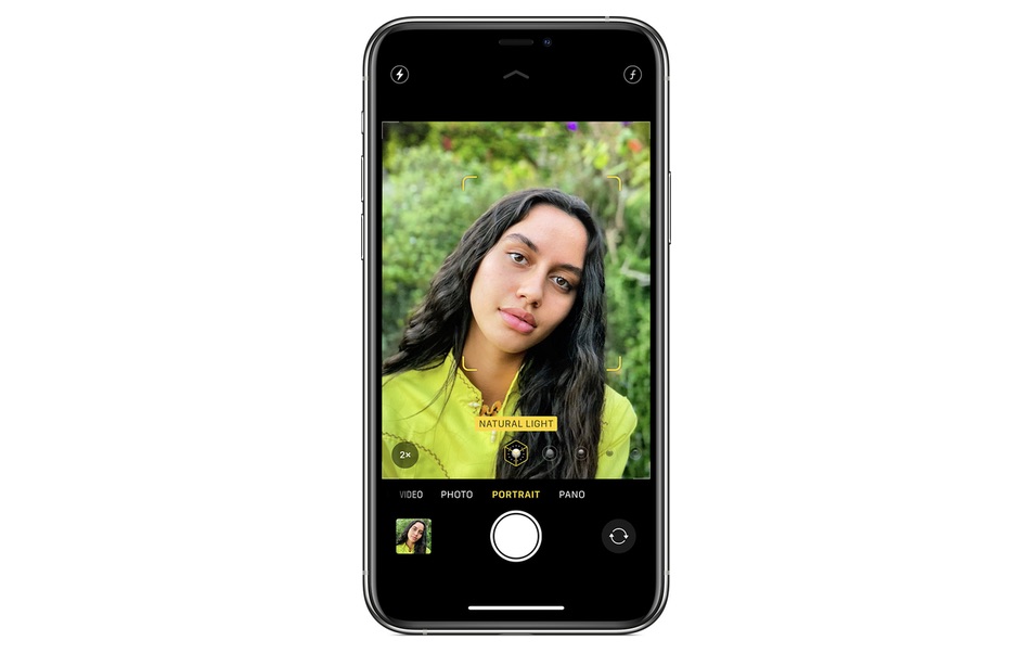 voorzichtig Vertrouwen op Nadruk How To Enable Mirror Front Camera Selfie Feature On iPhone - iOS Hacker