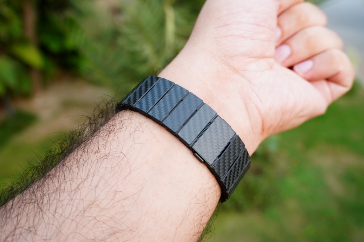 20 mm Black Sport Carbon Fiber Watch Band with White Stitching | Stuller
